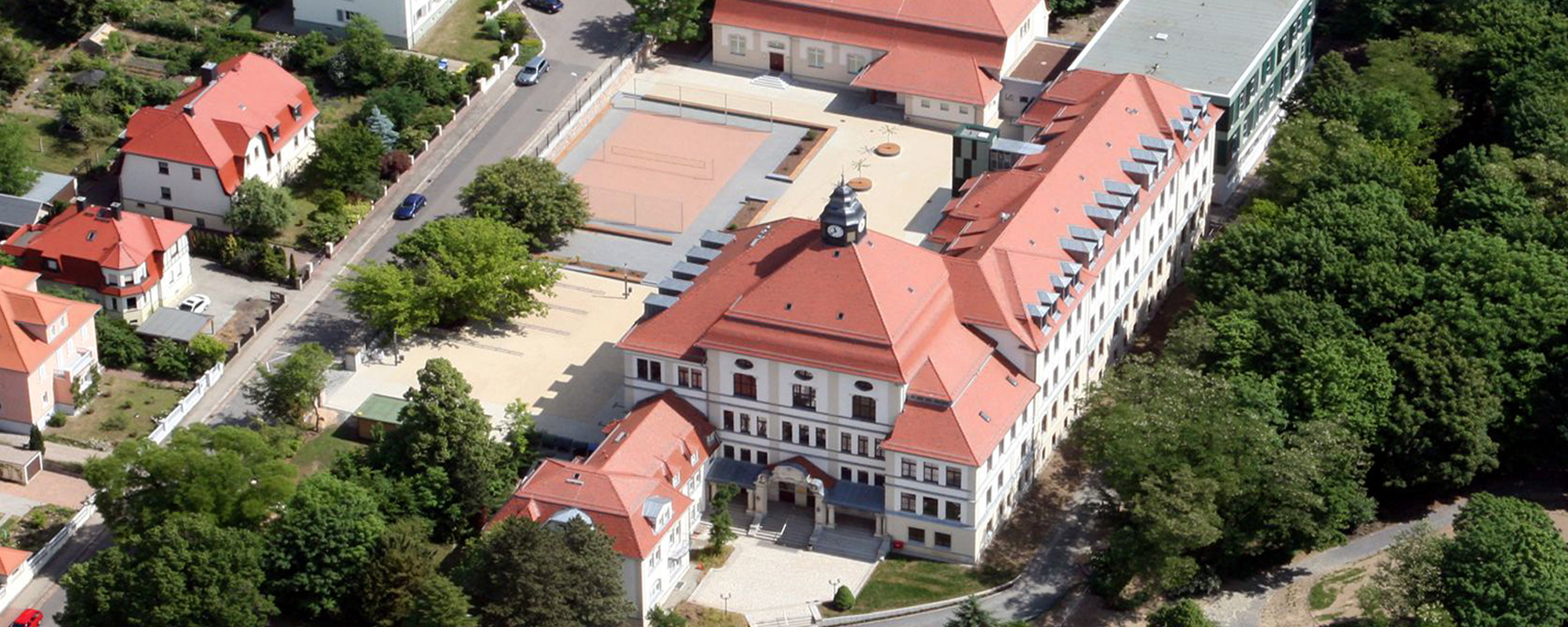 GYMNASIUM „AM BREITEN TEICH“ Borna